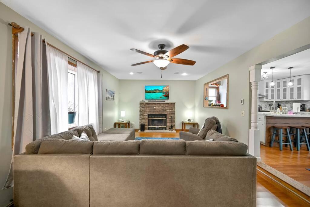 Villa Poconos Peaceful Retreat - Families & Large Groups Tobyhanna Esterno foto